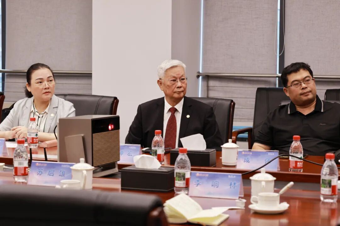 年省360万度电!复盛赋能盛泰光电,国标一级能效空压站引领电子行业绿色革命! 配图3